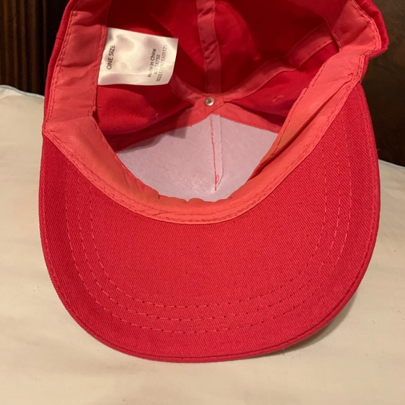 Red 'Queen' Cap with Rhinestones - Picture 2 of 4